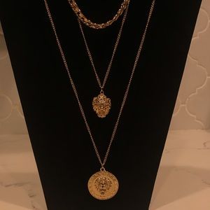 3 layer lion head pendent chain necklace